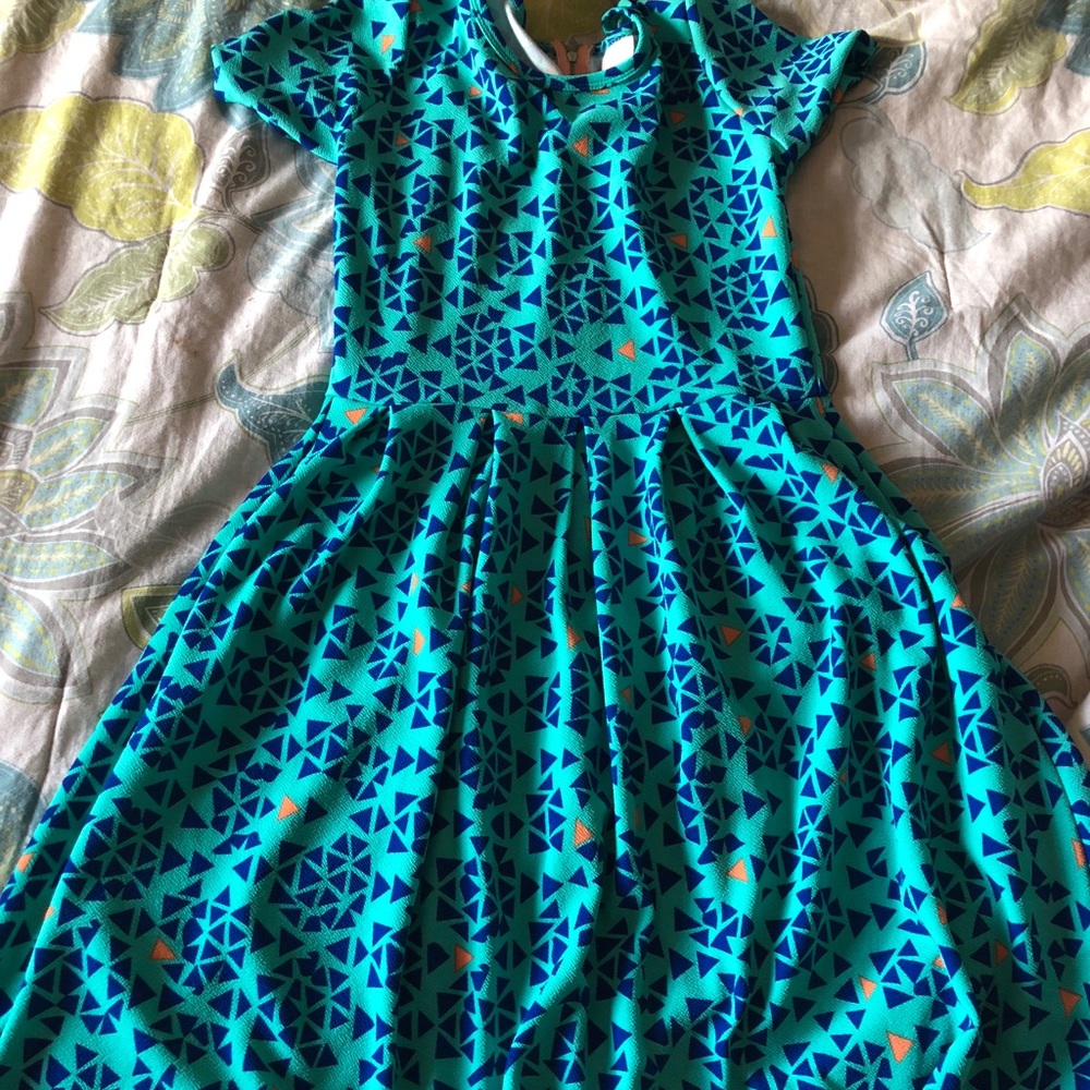 Llr Amelia
